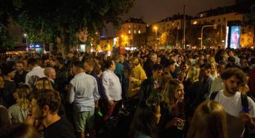 Öffentliche Feier sowie Treffen